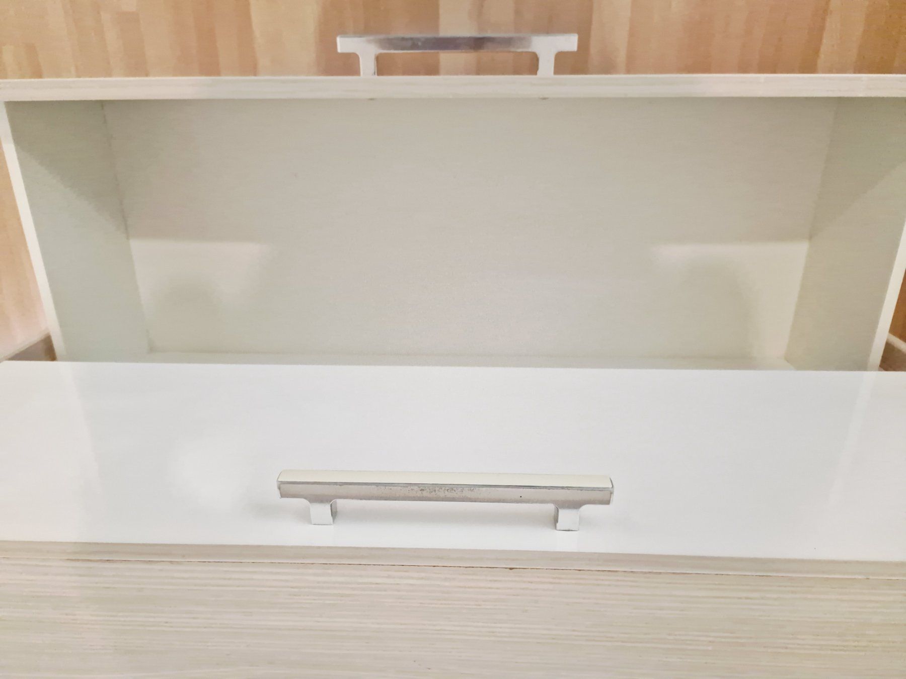 Commodes: Kommode mit drei Schubladen – D'occasion à Hallau par CHACLA 3