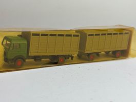GB3-  Wiking Mercedes 1628 Viehtransporter