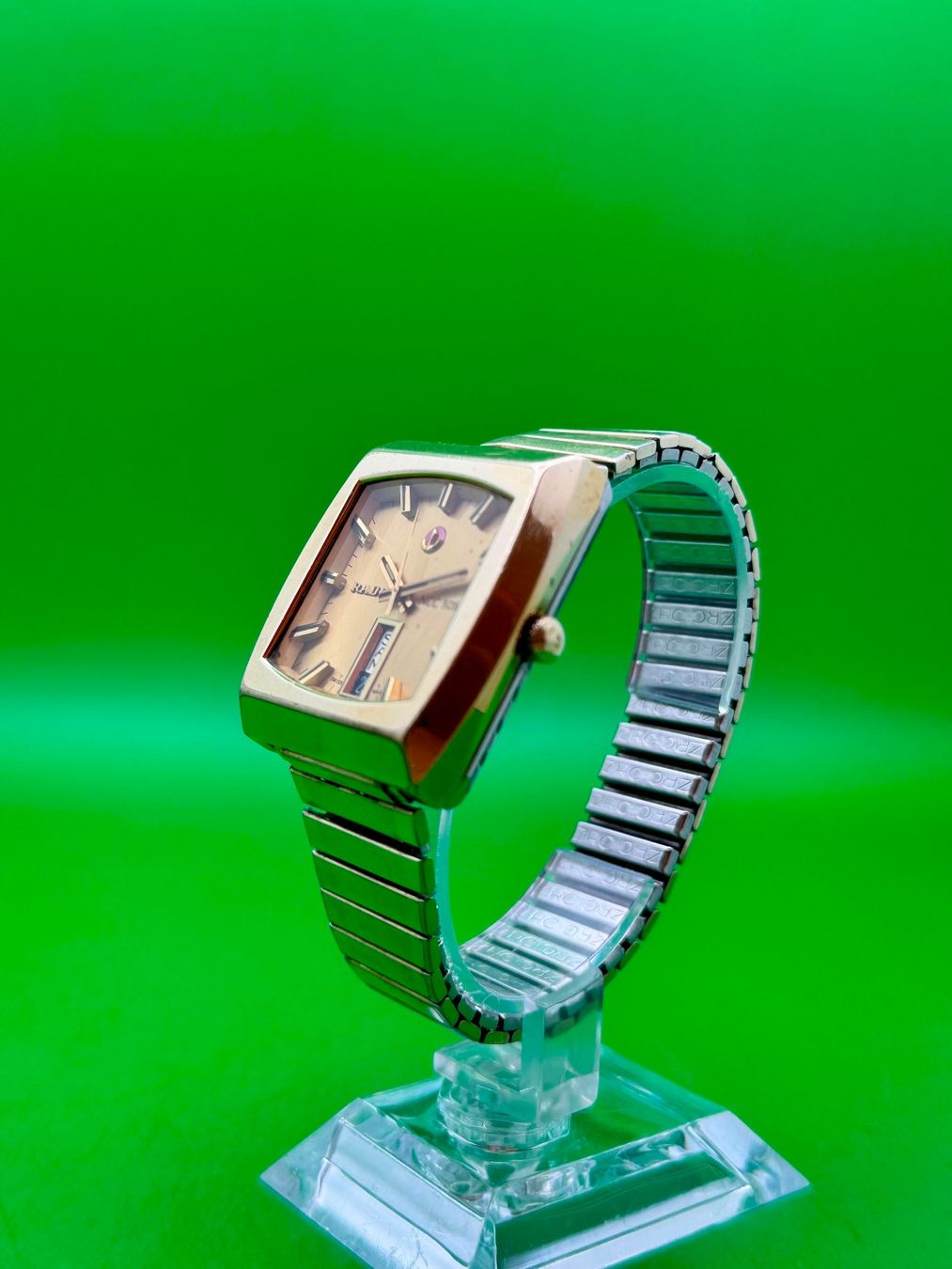Rado Orologi: VINTAGE RADO  NNC 505 DAY-DATE – Usato da Rorschach venduto da ZeitWerk.10 6