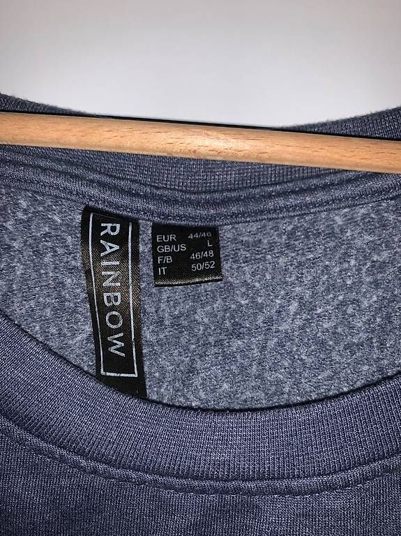 Pullover & Sweatshirts: Damen Pullover – Gebraucht aus Bargen BE von Jasii92 1