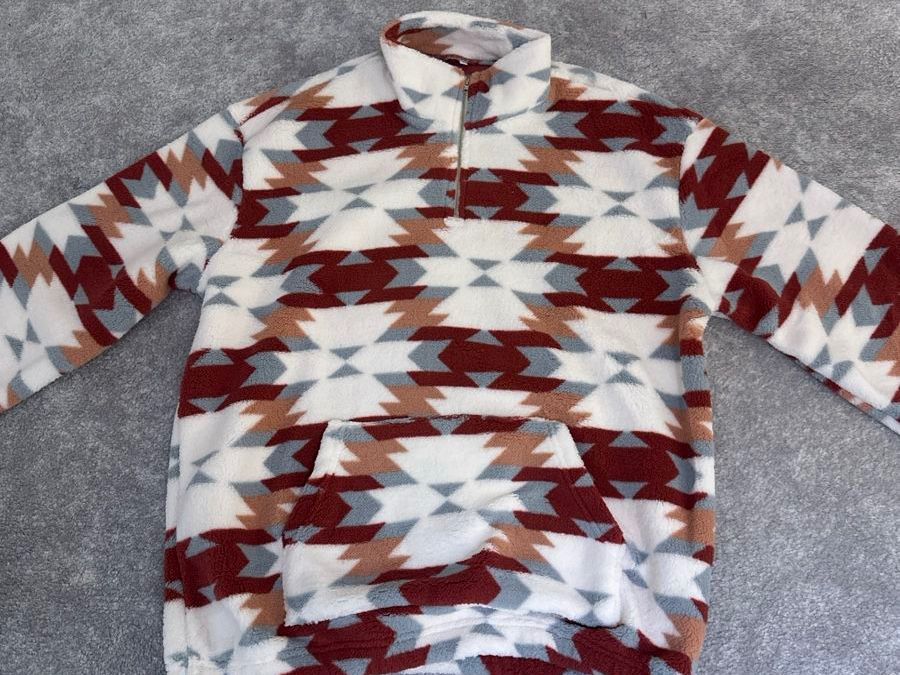 Maglioni & Felpe: Super weicher Winterpulli mit Muster, Grösse L - Top! – Nuovo (secondo la descrizione) da Solothurn venduto da Ib1a