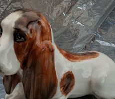 Keramikfigur Basset Hund braun weiss neuwertig