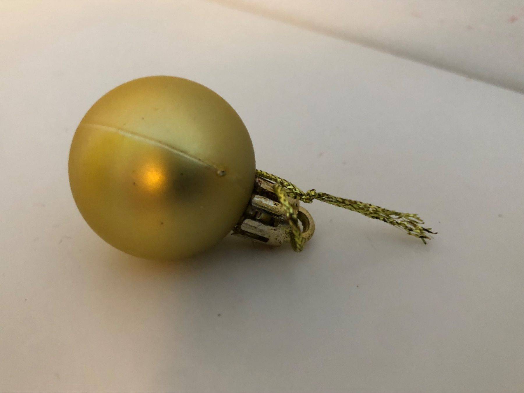 Tutte le decorazioni: 24 Stück Weihnachtskugeln, 3 verschiedene Sorten – Nuovo e nell'imballaggio originale da Wettingen venduto da Chnoelleli 2