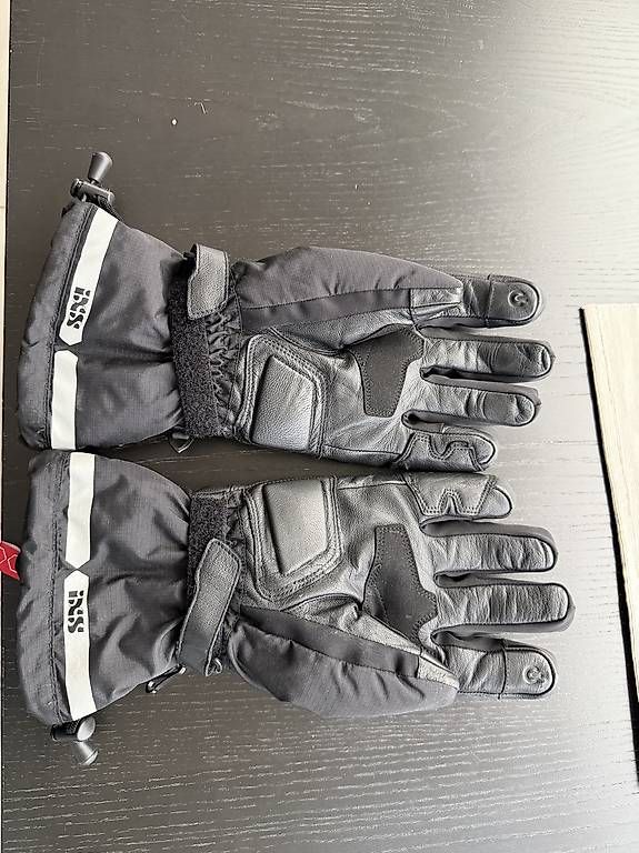 Handschuhe & Handstulpen: Schlechtwetterhandschuhe – Gebraucht aus Rain von LuzRaeder 1