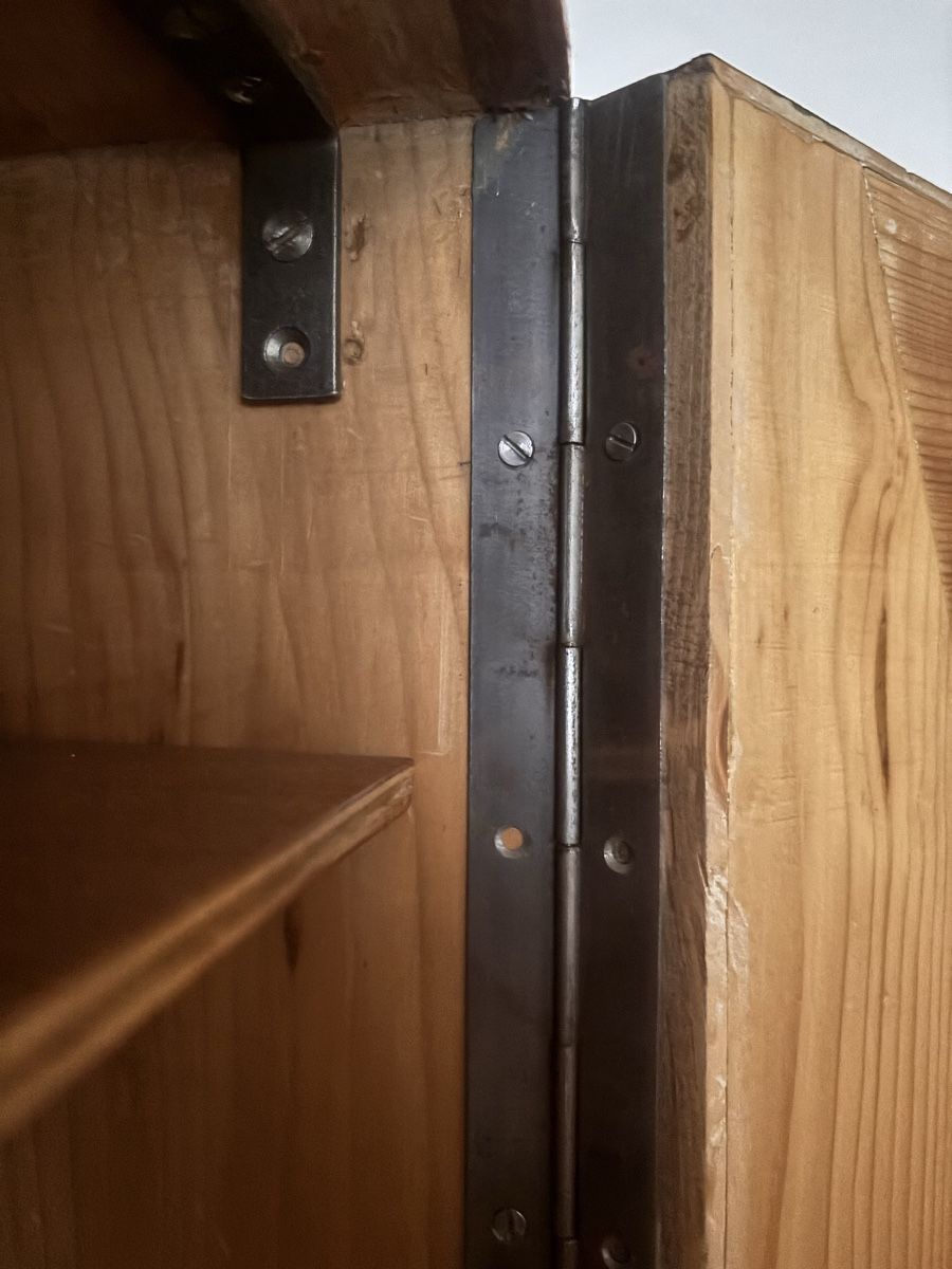 Armadi: Massiver Holzschrank, Mid Century – Usato da Zürich venduto da NuriaSophie 7