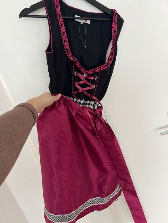Schönes Dirndl Kleid von Wildschütz, Gr. 40/42 wie neu!
