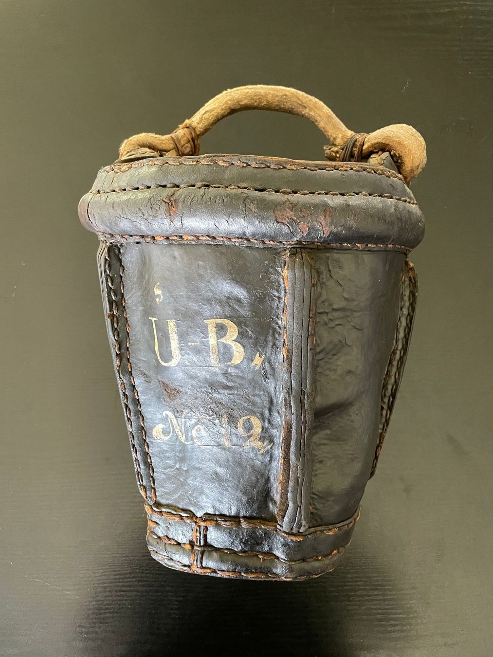 Sonstiges für Haushalt & Wohnen: Löscheimer 1817 Eimer Leder Feuerwehr Erlenbach antik Deko – Gebraucht aus Oftringen von noreply 3