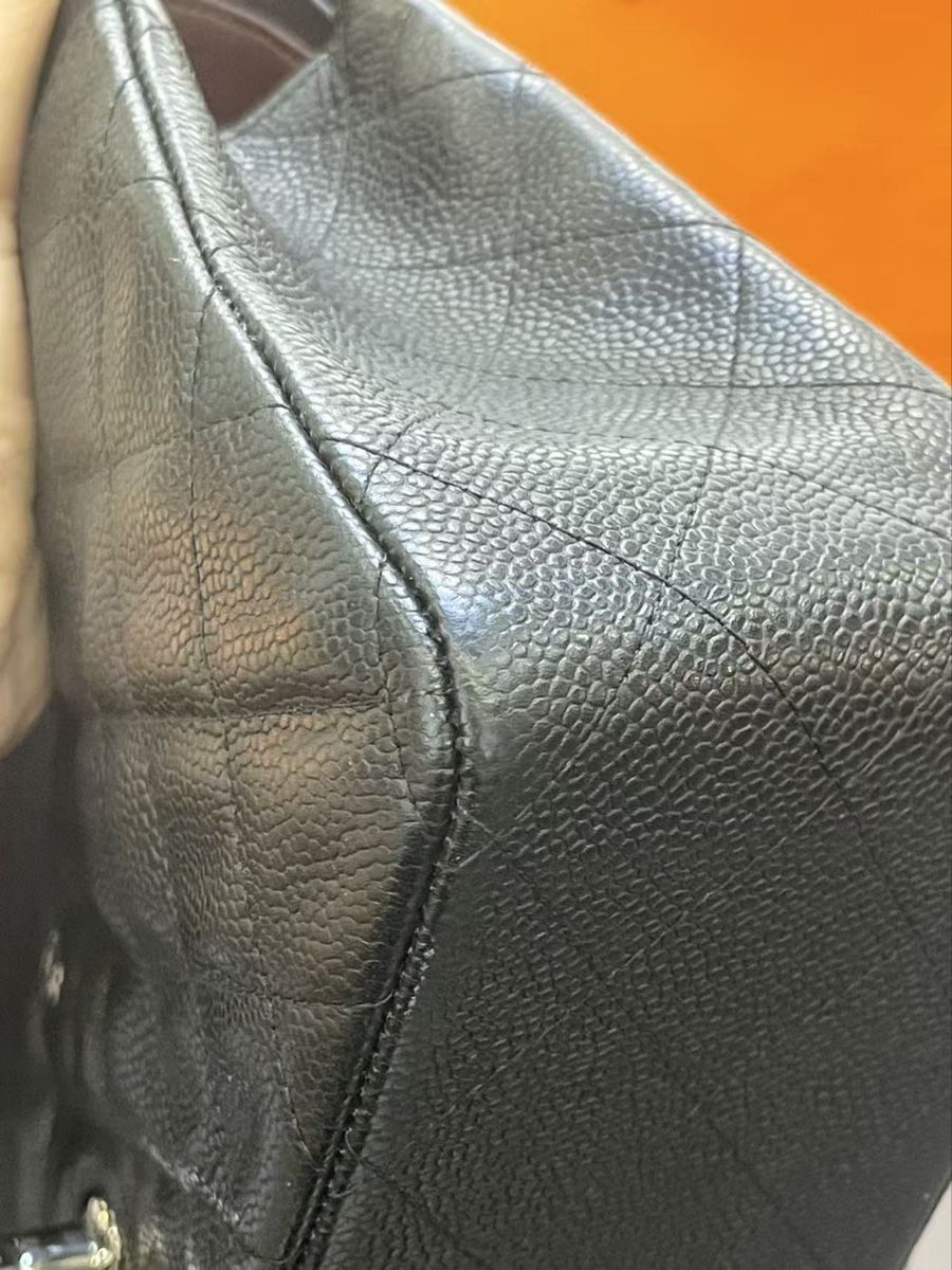 Chanel Taschen: Chanel Classic Flap Jumbo Black Caviar Leather – Neu (gemäss Beschreibung) aus Neuchatel von ros_kkw2 6