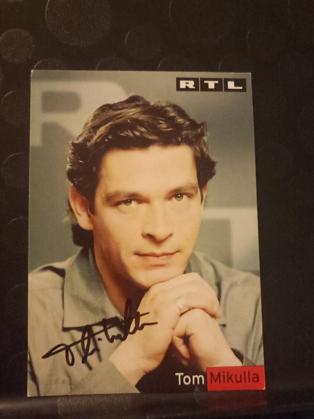 Autografi: Tom Mikulla - handsignierte Autogrammkarte – Usato da Menziken venduto da Artographs