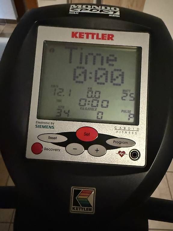 Hometrainer: Vélo d'appartement Kettler – Usato da St-Aubin FR venduto da car_kc5b 2