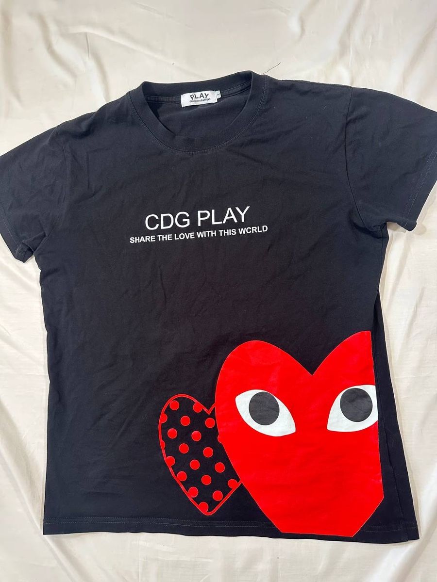 Comme Des Garcons T-shirts: Cdg T-shirt  – D'occasion à Pfäffikon ZH par Nataliia. 1