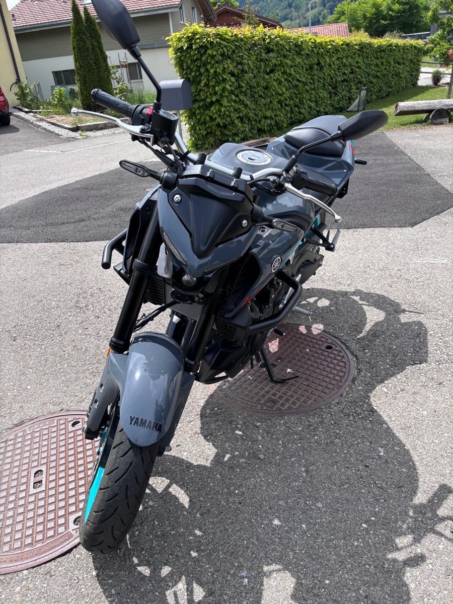 Yamaha Strada: Yamaha MT-03 2025 – Nuovo (secondo la descrizione) da Bulle venduto da jo-1991 2