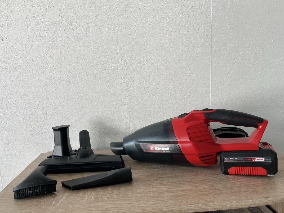 Einhell Staubsauger & Zubehör: Einhell Handstaubsauger – Gebraucht aus Glarus von Kathrin-1988