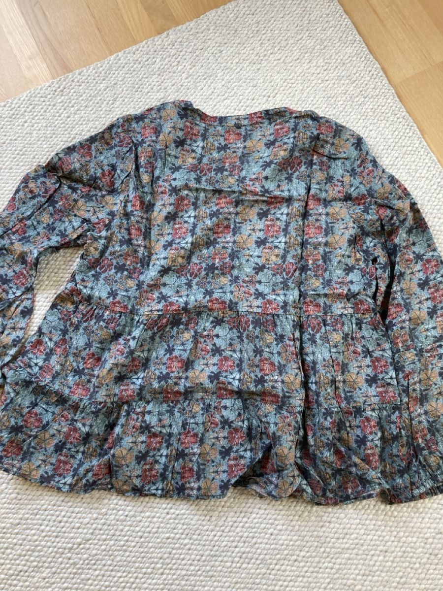 Nile Camicette: Nile Bluse M – Nuovo (secondo la descrizione) da Wil SG venduto da Muus306 5