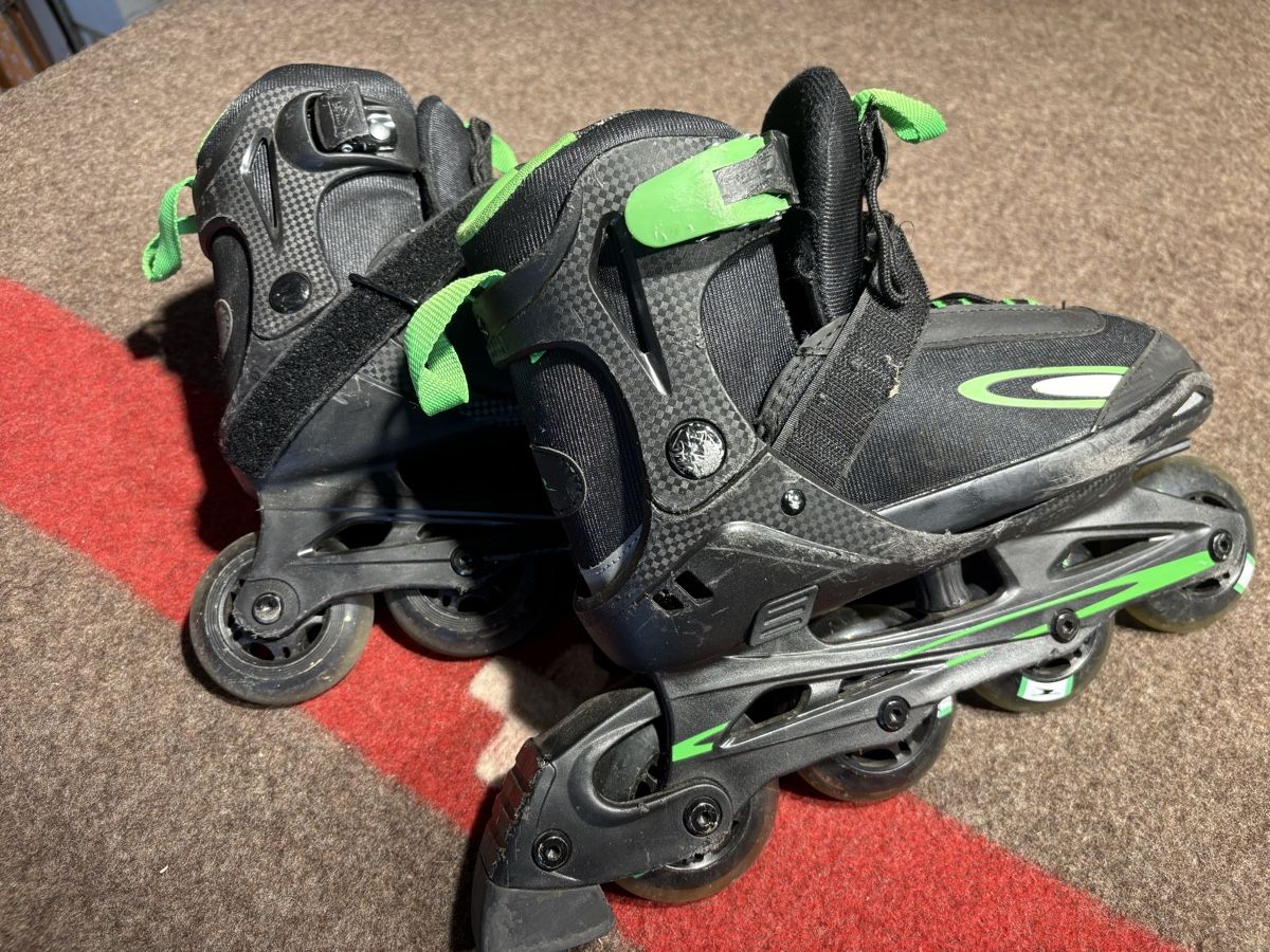 Pattini in linea & Pattini a rotelle: Inline Skates Kinder Grösse 33-37 gebraucht – Usato da Sisseln AG venduto da art-dragoon 2
