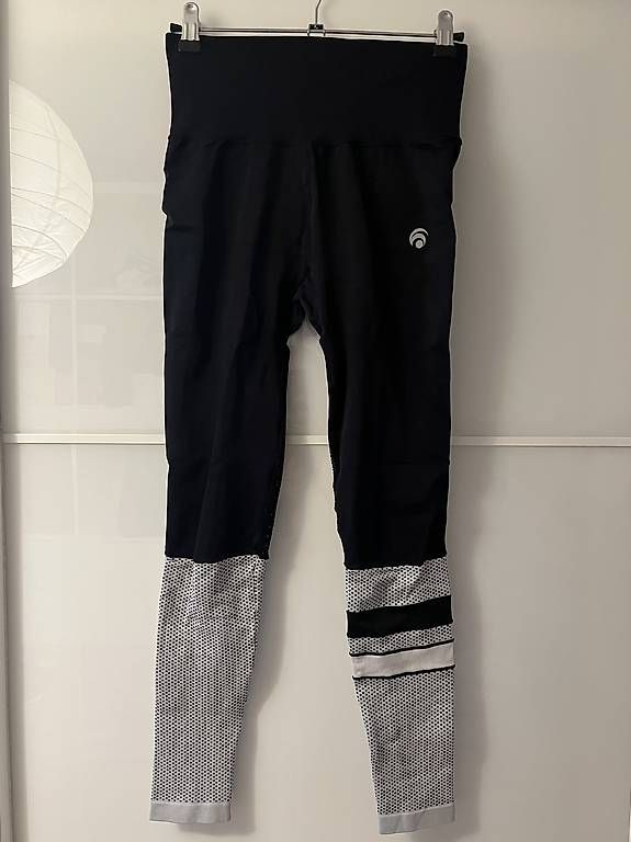 Oceansapart Leggings: Oceans Apart Leggings Grösse S – Usato da Hochdorf venduto da lor_dk57