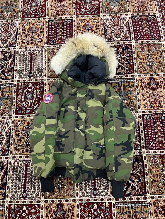 Canada goose bomber clearance camouflage