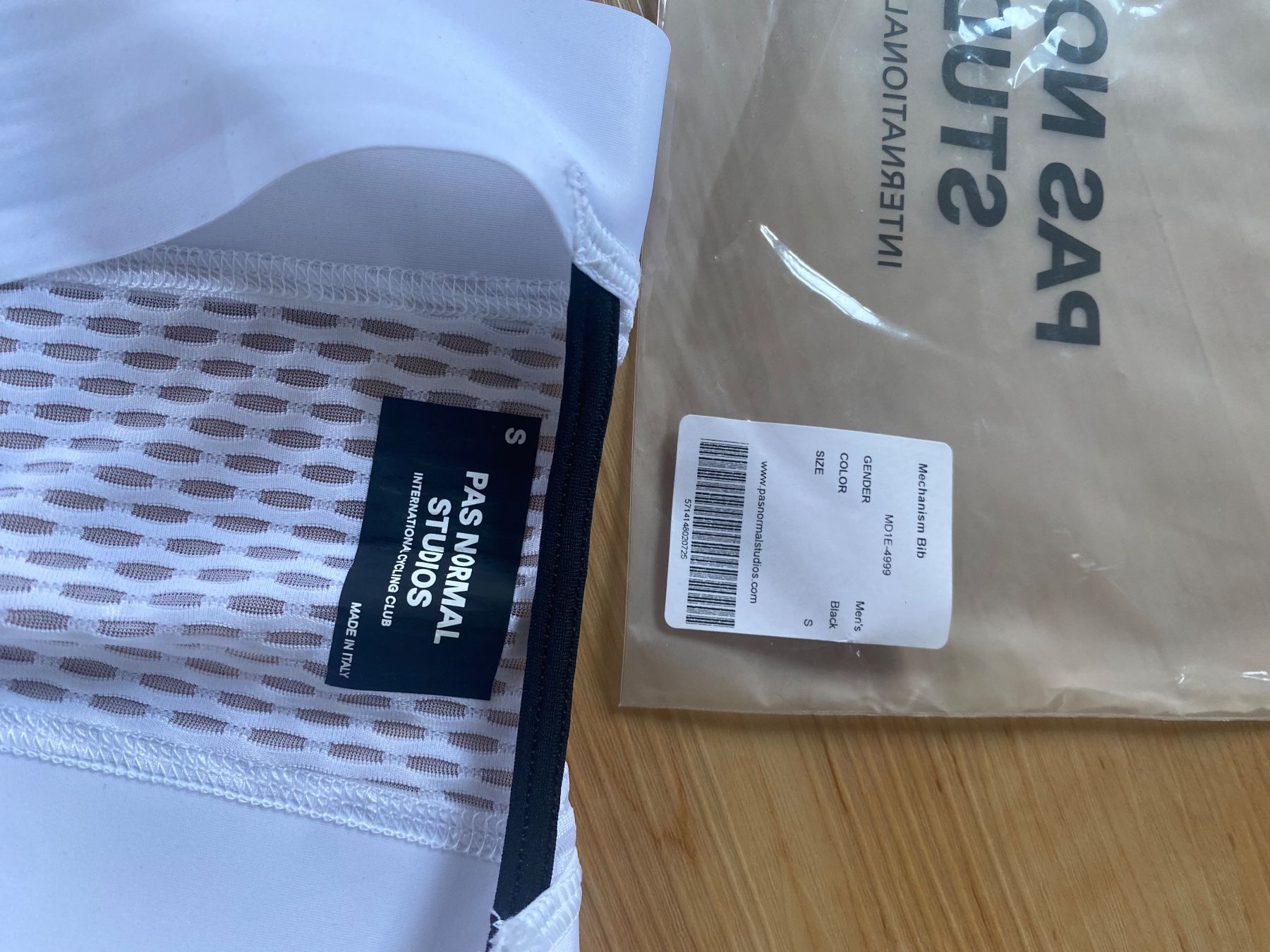 Pas Normal Studios Hosen: Pas Normal Studios Mechanism bib shorts small schwarz – Neu (gemäss Beschreibung) aus Appenzell von classiccyclingkits 1