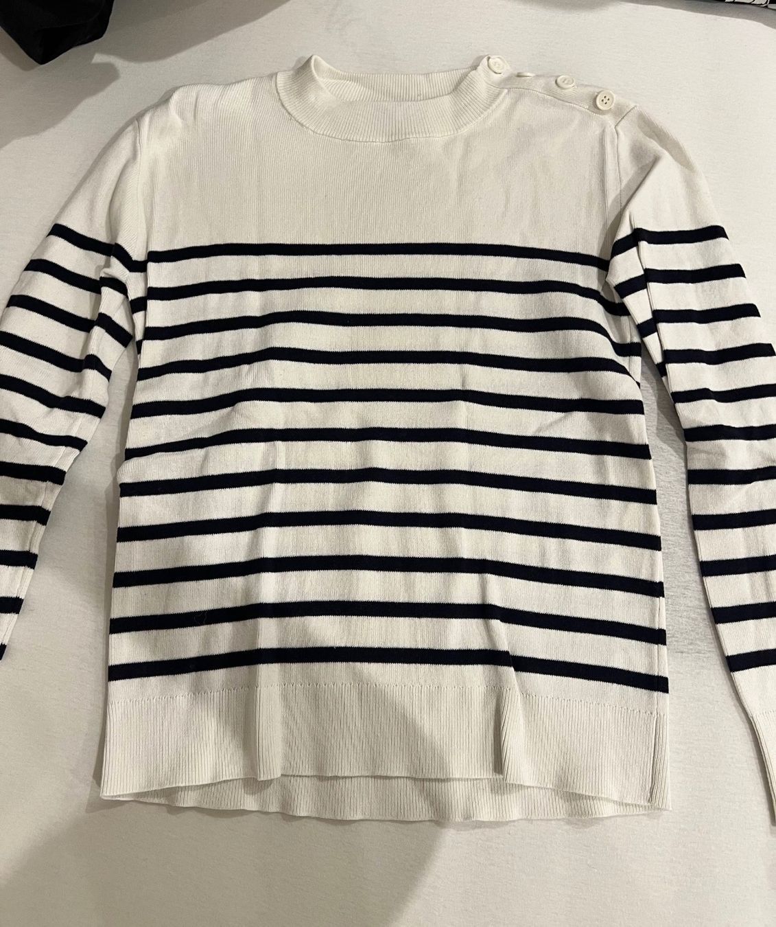 Manor Pullover & Sweatshirts: Manor Pullover S – Neu (gemäss Beschreibung) aus Altenrhein von jus_mx89