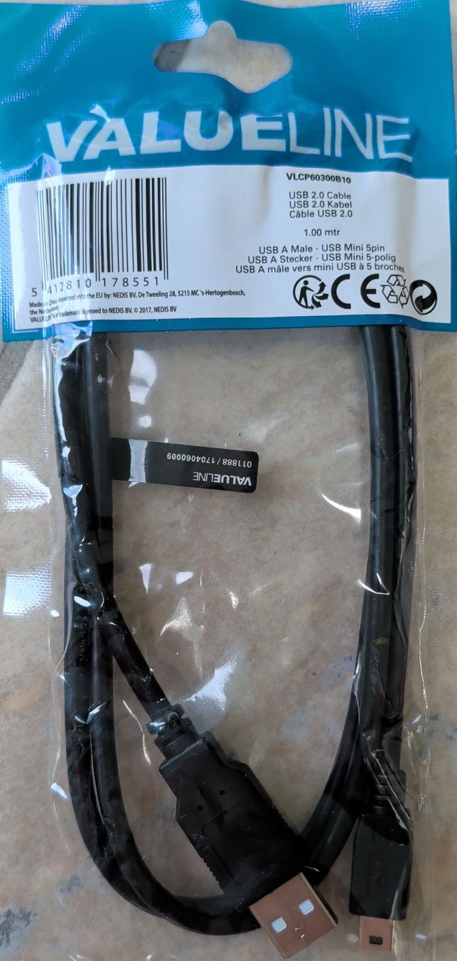 Kabel: Neuwertiges ValueLine USB 2.0 Kabel 1m – Neu und originalverpackt aus Neuendorf von borns