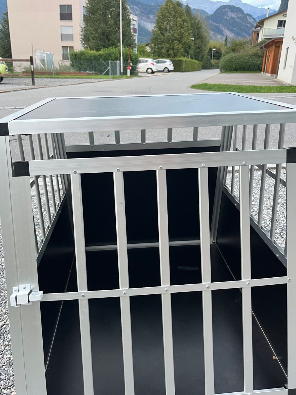 Gabbie, trasporto & Sicurezza: Hundebox Hund gross – Usato da Igis venduto da pie_pd99 5
