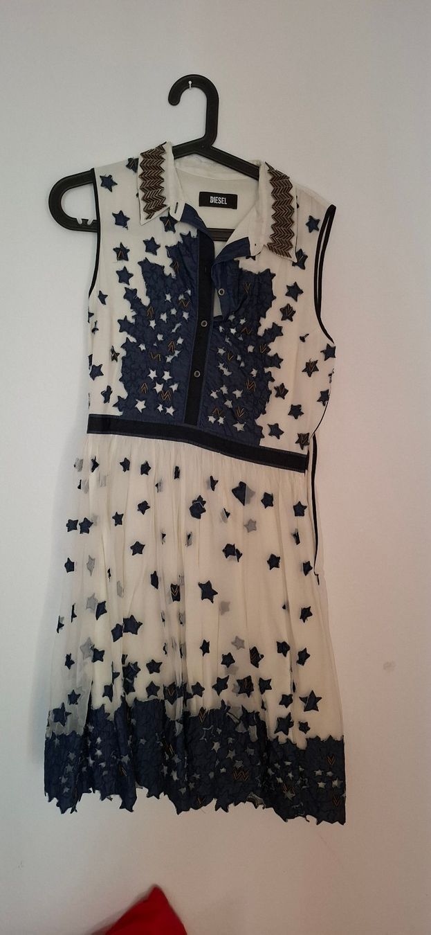 Diesel Vestiti: Robe DIESEL blanche motif étoiles bleu taille M – Usato da Carouge GE venduto da mon_x9y7