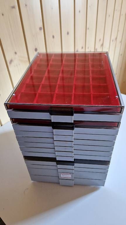 Accessoires: Münzboxen – D'occasion à Amden par nbloech