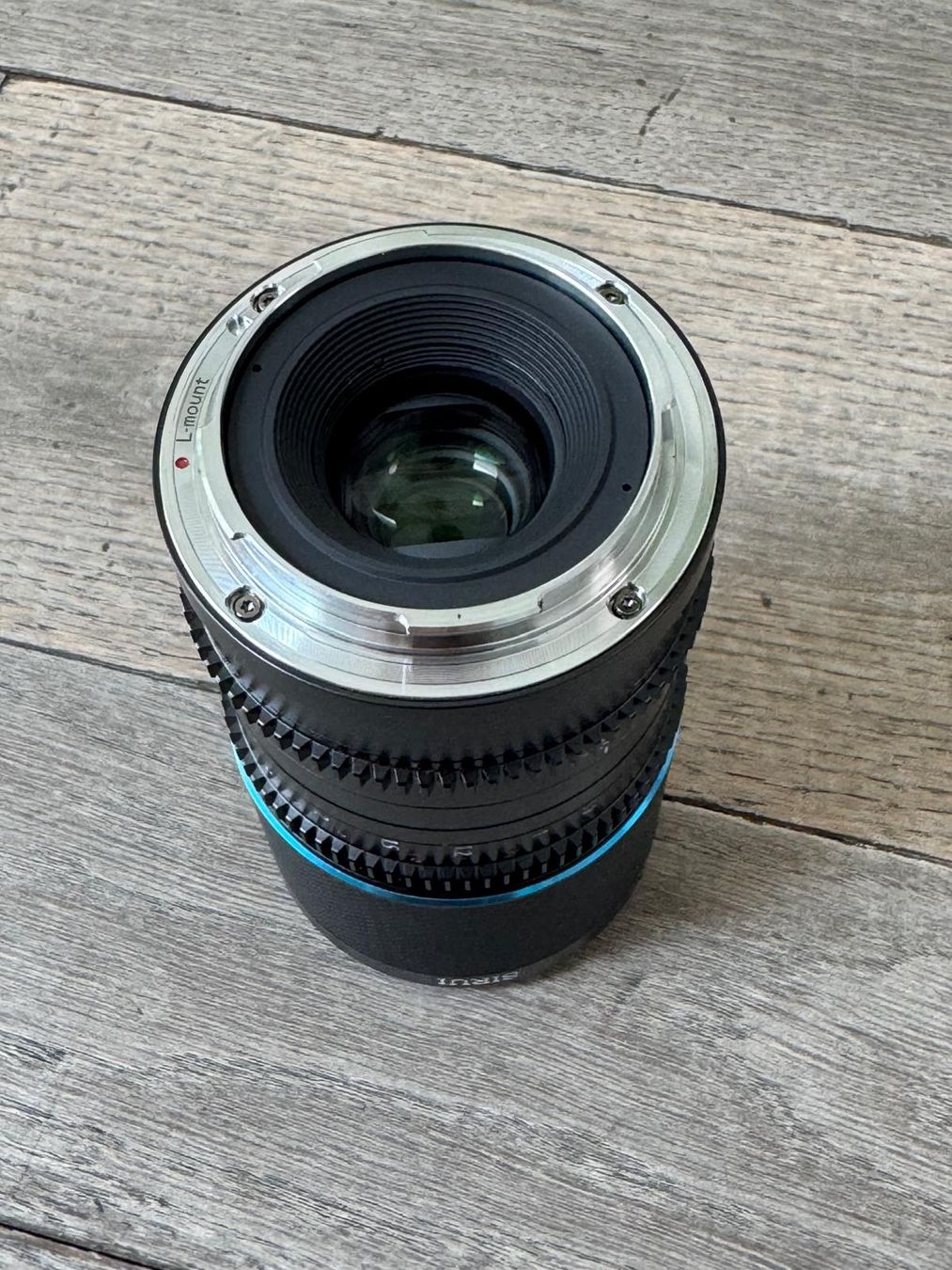 Sirui Obiettivi: Saturn Sirui 50mm T2.9 1.6x Anamorphic – Usato da Rheinau venduto da Ttr3 3