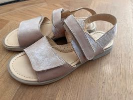 Neuwertige Mädchen-Sandalen, Grösse 35 – Zecchino d'Oro