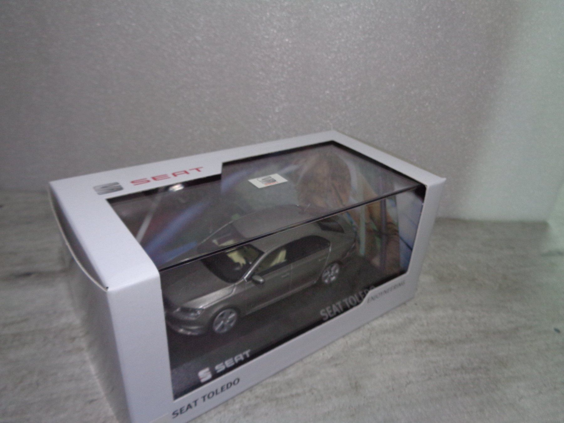 Seat Modellautos: Seat 1:43 Seat Toledo – Neu und originalverpackt aus Reconvilier von rallycar 3