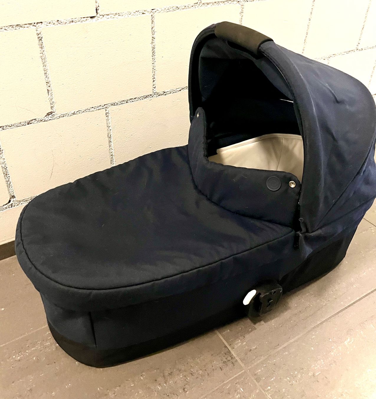 Carrozzine: Babywanne Cybex Cot S navy blue – Usato da Raron venduto da Marima02
