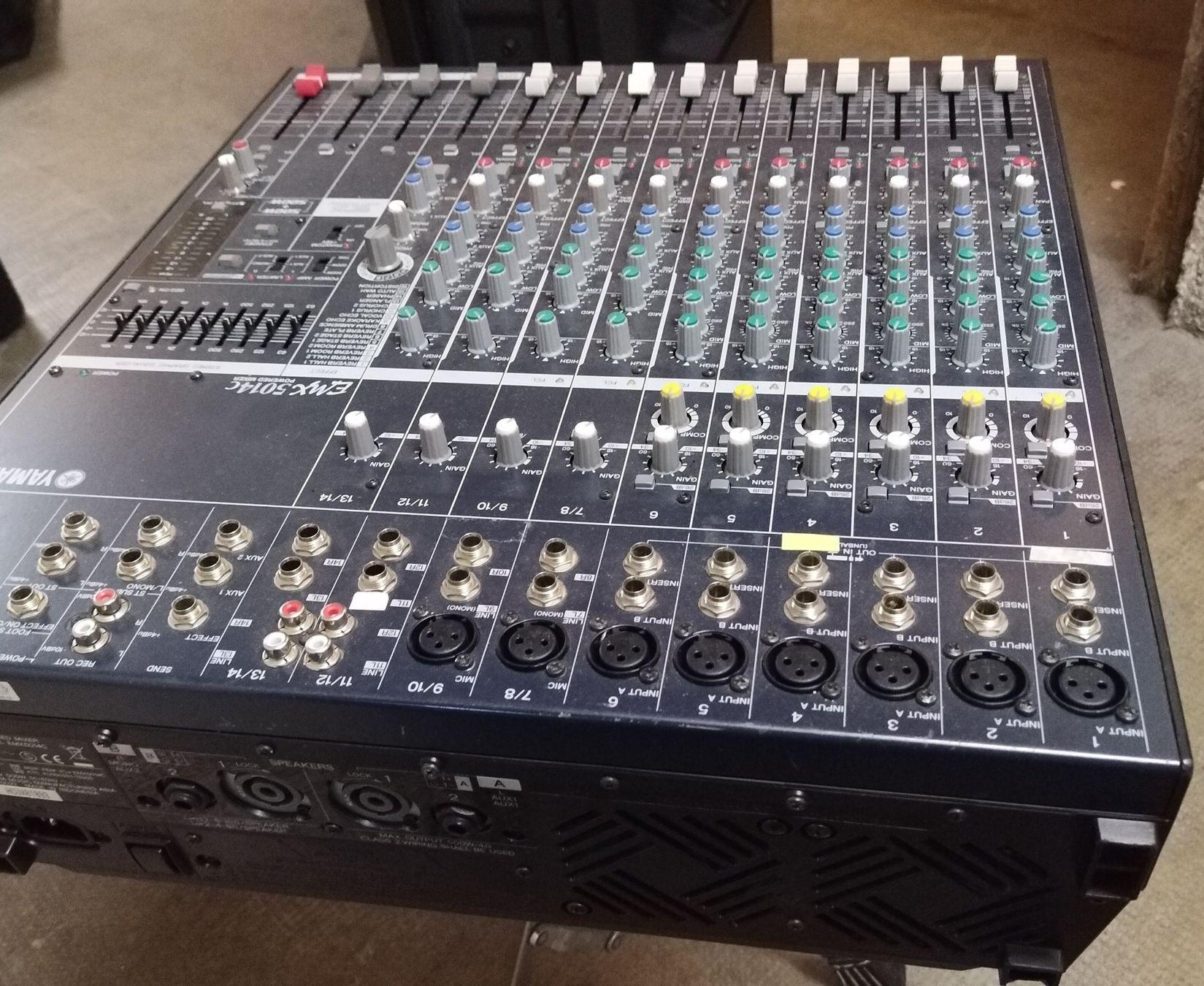 Yamaha Console di mixaggio: Table amplifié Yamaha EMX5014c – Usato da Vevey venduto da Djporradao 6
