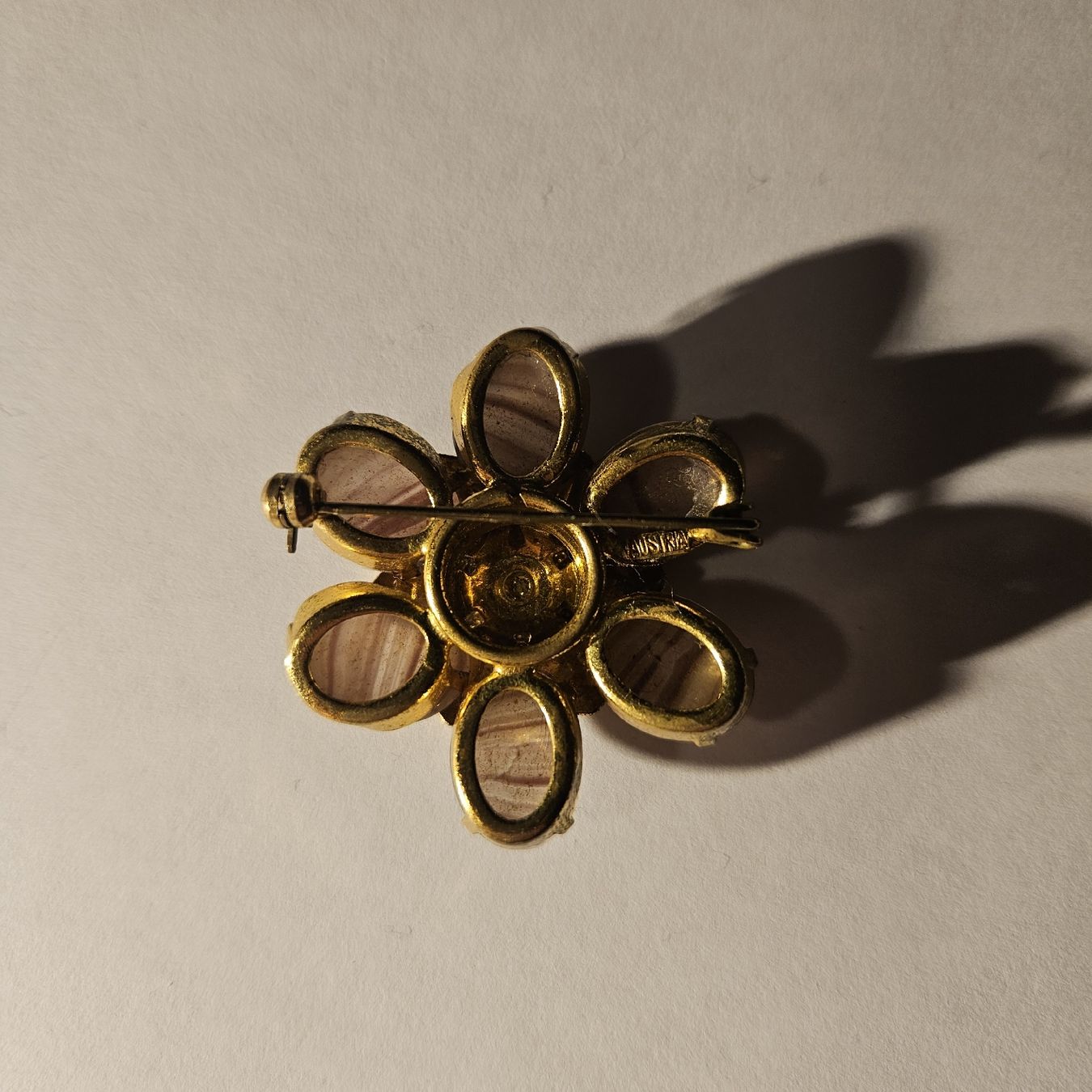 Spille & Fermagli: Goldene Brosche Blume mit Steinen SIGNED Bijoux – Usato da Kriens venduto da gra_fhn7 4