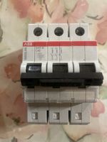 Disjoncteur ABB S403 M C40 400V 3 pôles Occasion