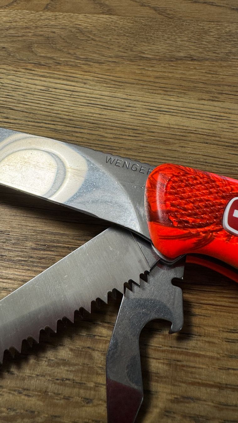 Wenger Couteaux de poche: Wenger Sackmesser AP Blaze 55 Jäger Version Fabrikneu – Neuf avec emballage d'origine à Burgdorf par Catbagger64 5