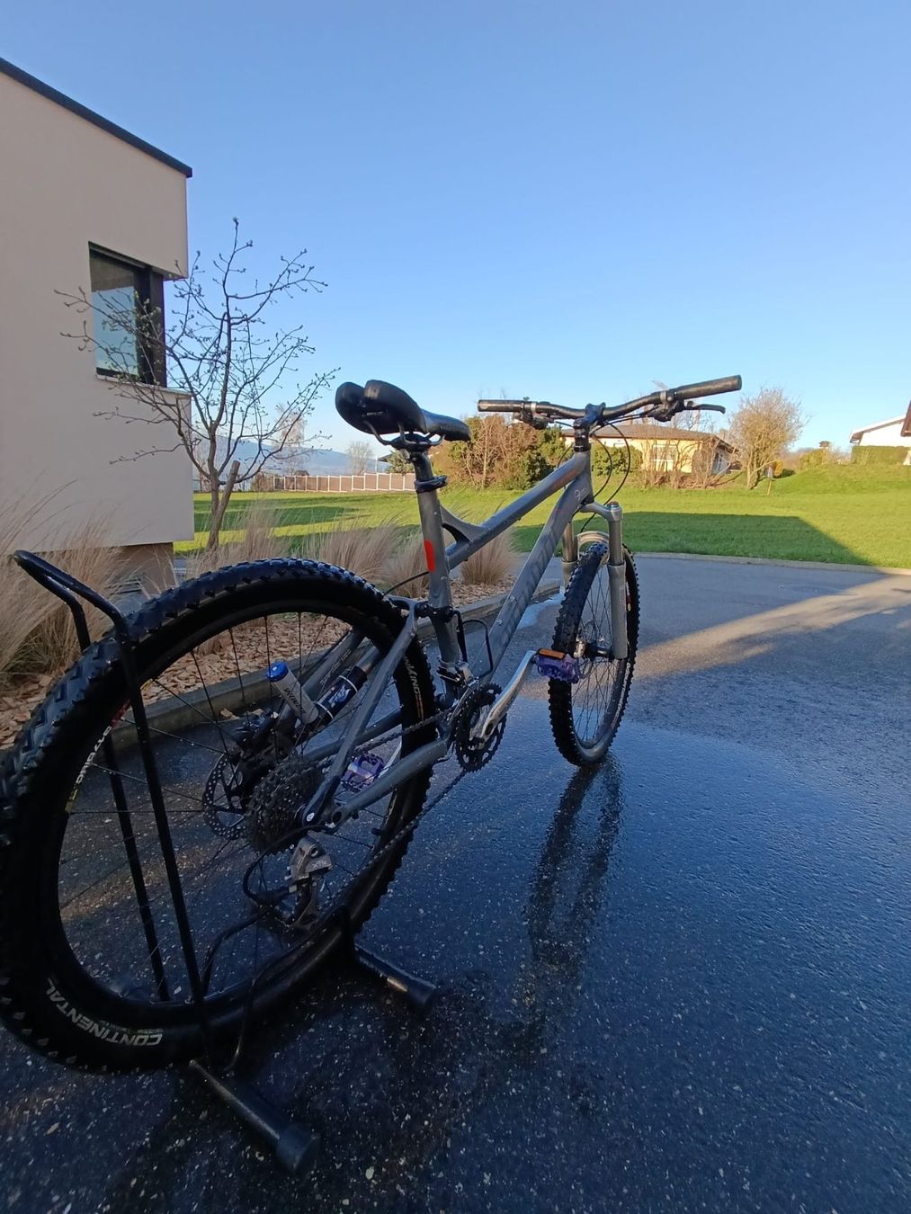 Specialized Vélos: Specialized epic – D'occasion à Châbles FR par grut 2