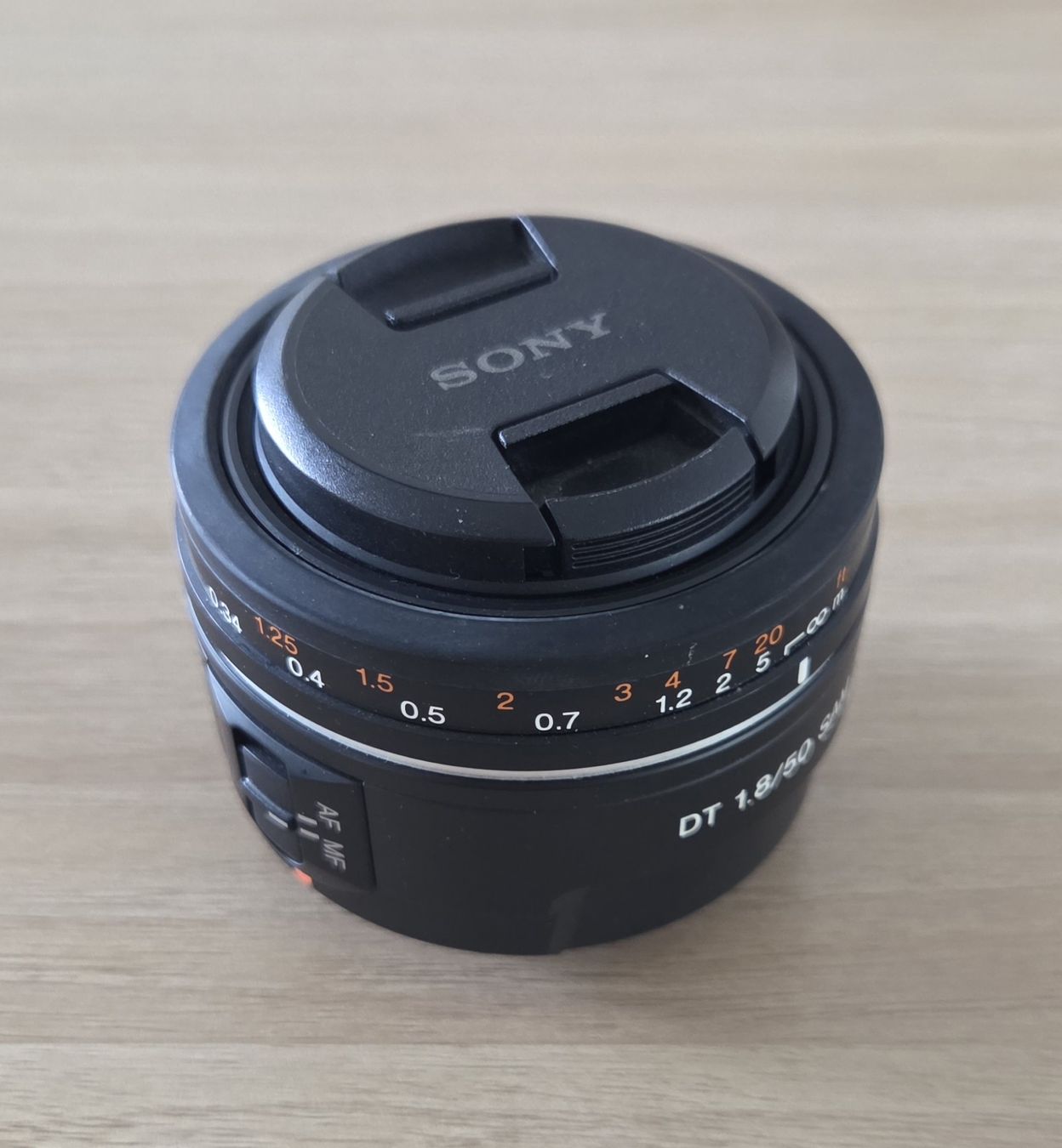 Sony Obiettivi: Sony A-Mount Objektiv 50mm  – Usato da Aarburg venduto da mc.cellery 1