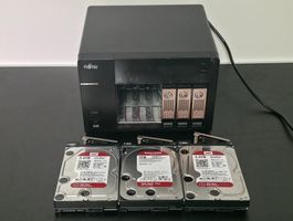 Fujitsu Celvin NAS Q902 Server + 3x 3TB WD Red Festplatten