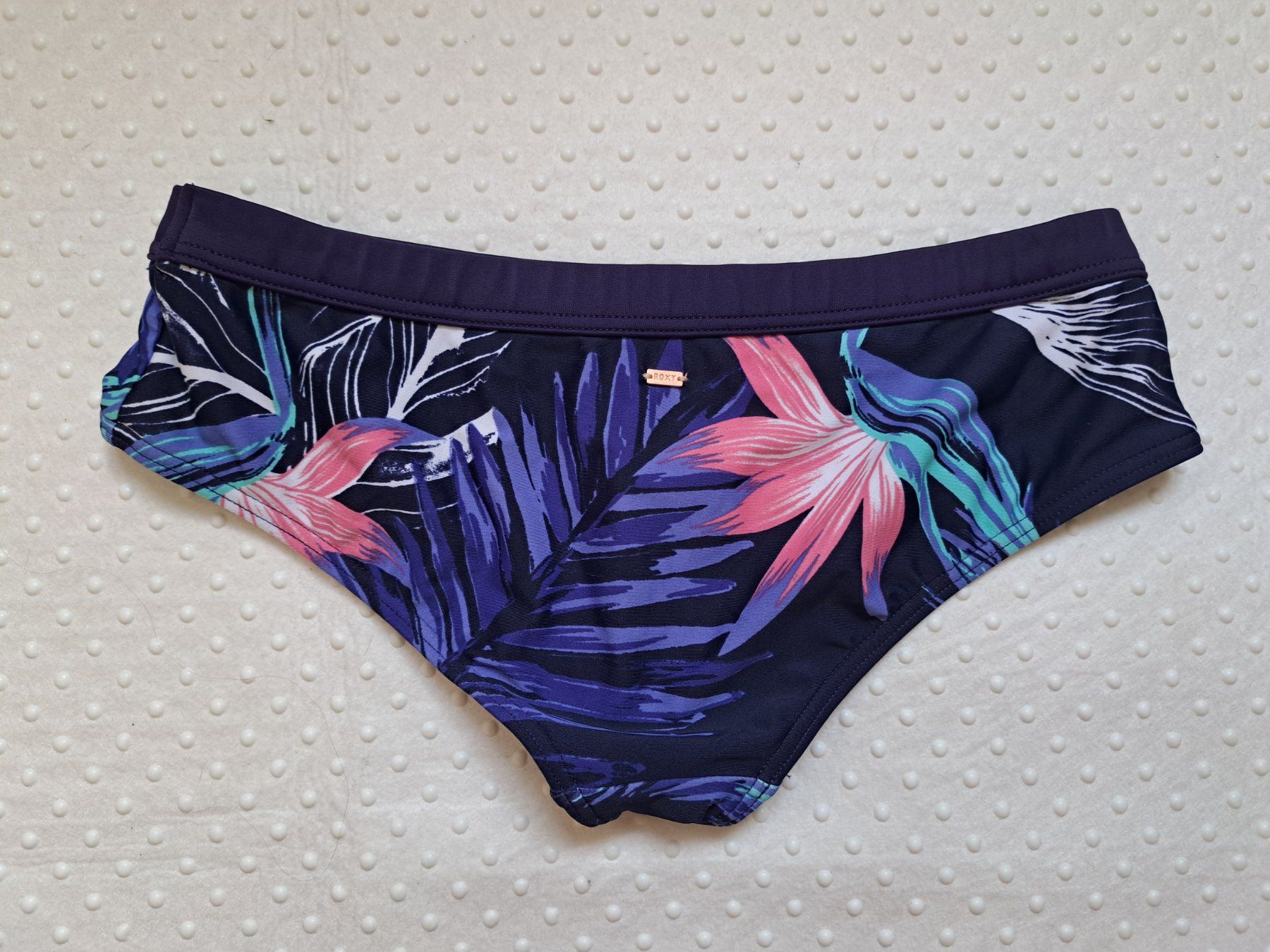 Roxy Costumi da bagno & Bikini: NEU! Roxy Badehose Gr. S – Nuovo (secondo la descrizione) da Gysenstein venduto da joshuas81 1