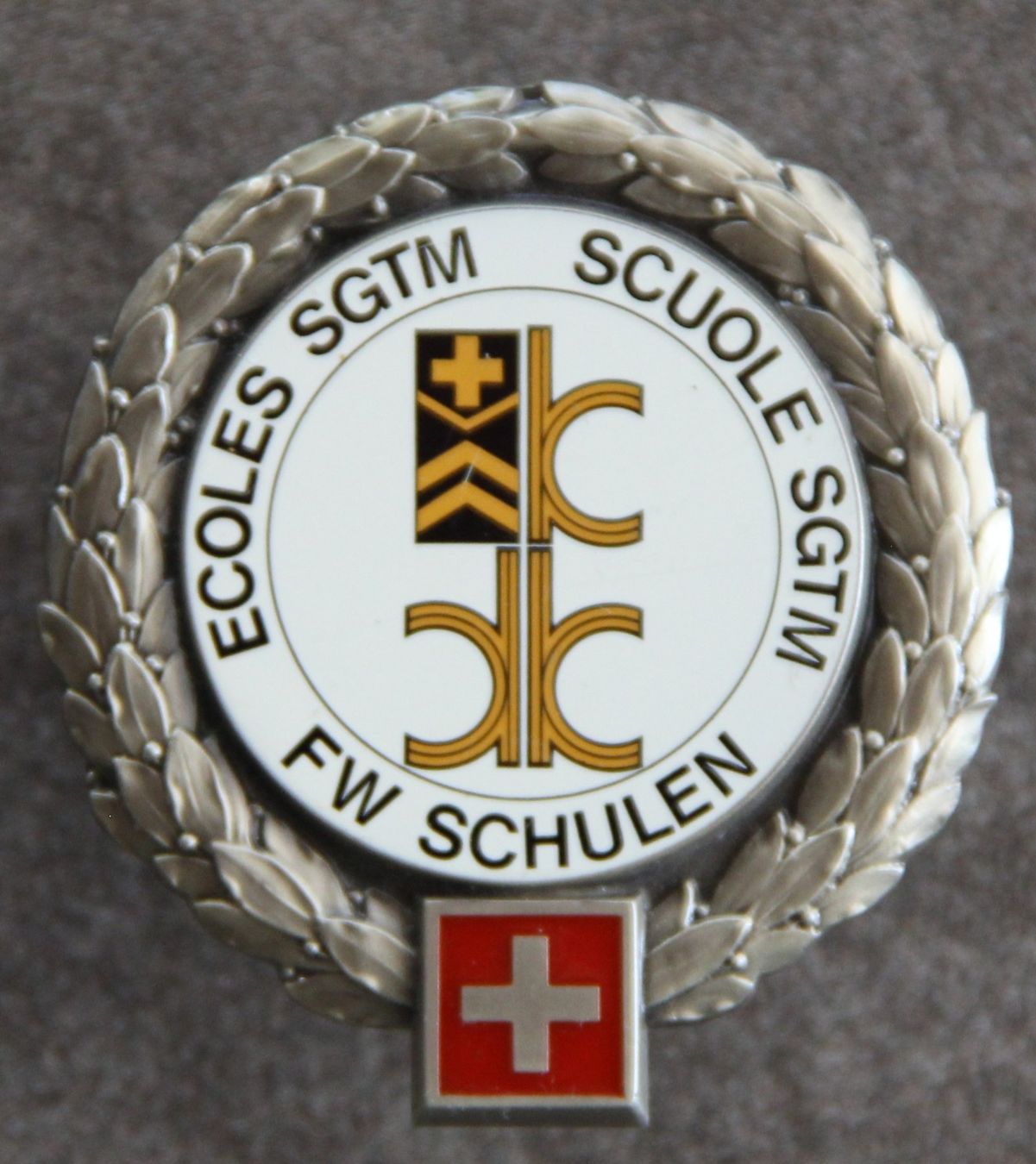 Schweizer Armee Placchette & Badge: Fw Schulen, Ecoles Sgtm Beretabzeichen – Usato da Belp venduto da Tomsek
