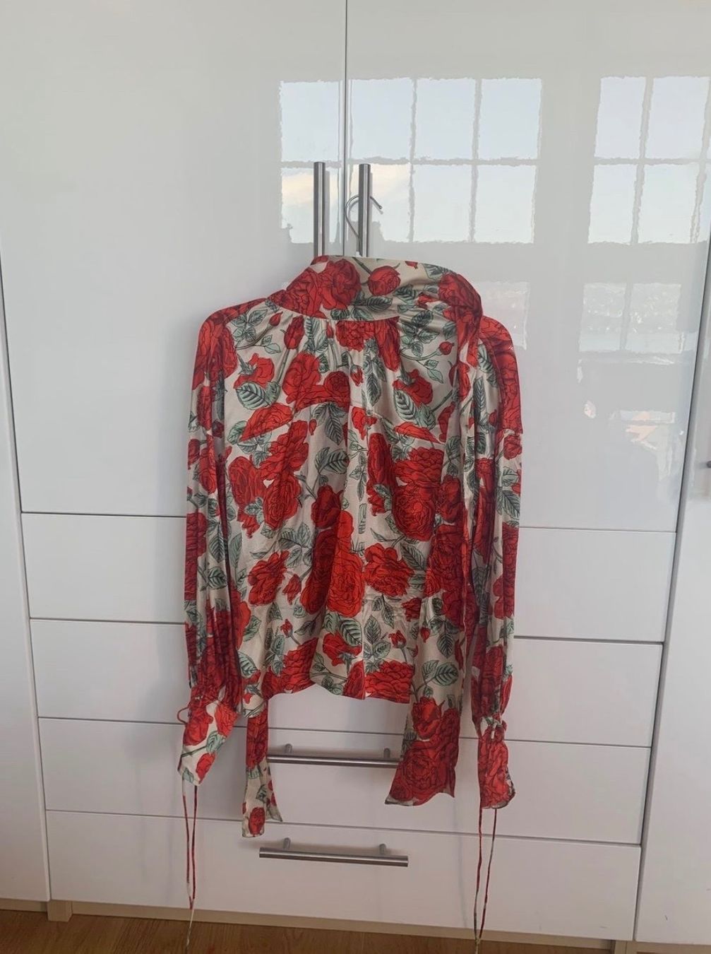 Ganni Camicette: GANNI Seidenbluse – Usato da Zürich venduto da antoniahuerlimann