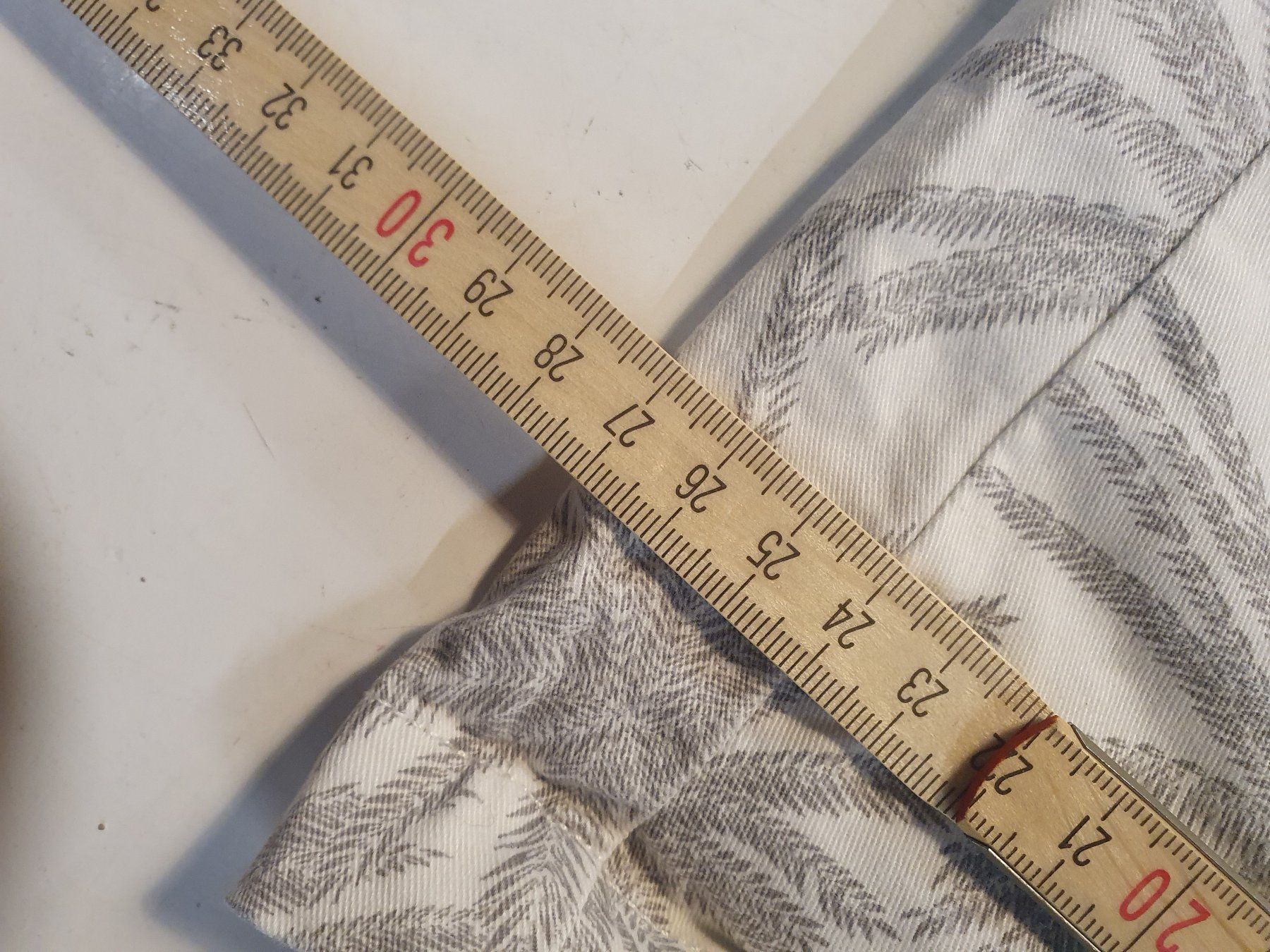 Gap Pantalons: GAP Shorts Palmenmuster grösse 34 – D'occasion à Zürich par loosebone 4