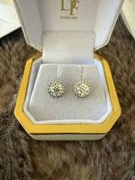 Platin Ohrringe 2.5 ct Diamanten 