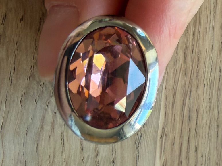 Anelli: QUDO Edelstahl-Ring Gr. 54 mit grossem rosé Kristall – Usato da Riehen venduto da ste_j9xx