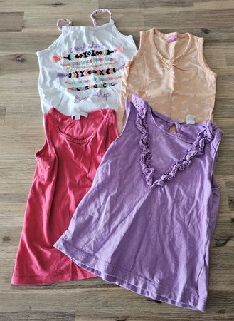 Set 4 Mädchen Tanktops, Sommer Tops, Grösse 98/104