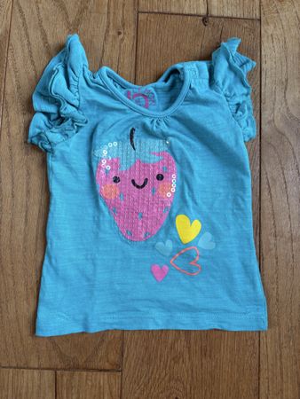 Mädchen T-Shirt Erdbeere Grösse 68