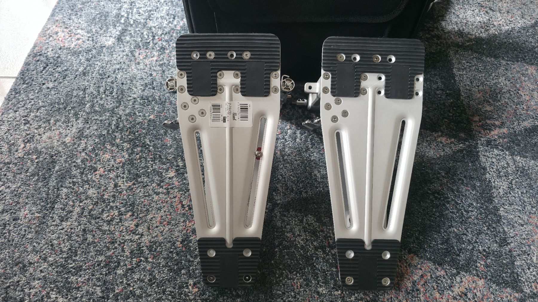 Strumenti musicali: DOUBLE PEDALE PEARL DEMON XR AVEC CASE – Usato da Thônex venduto da rom_w5qp 4