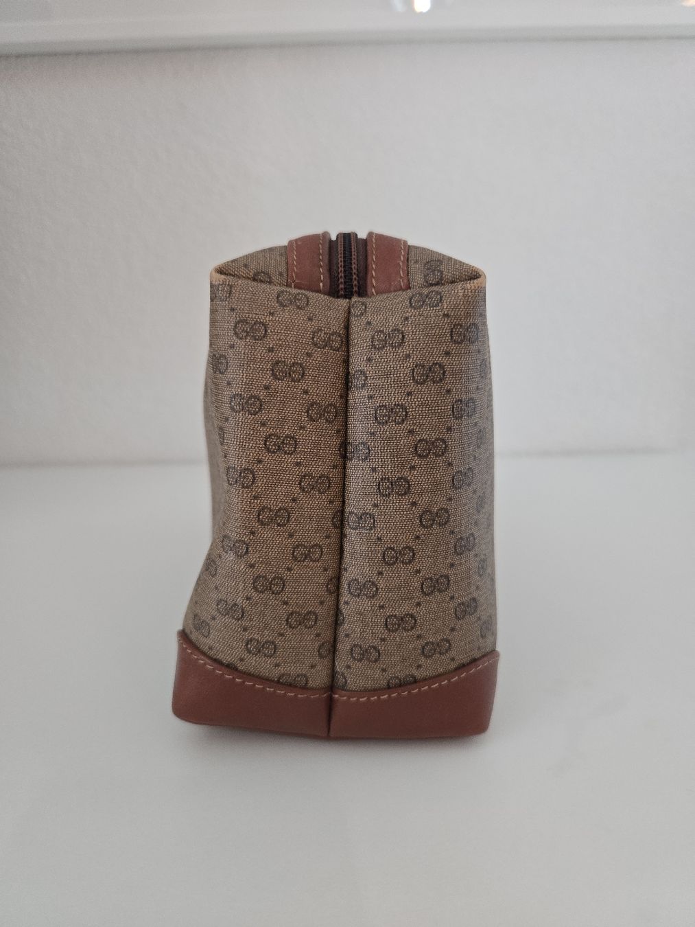 Gucci Custodie per cosmetici: Gucci Necessaire – Usato da Weinfelden venduto da lexamo94 2