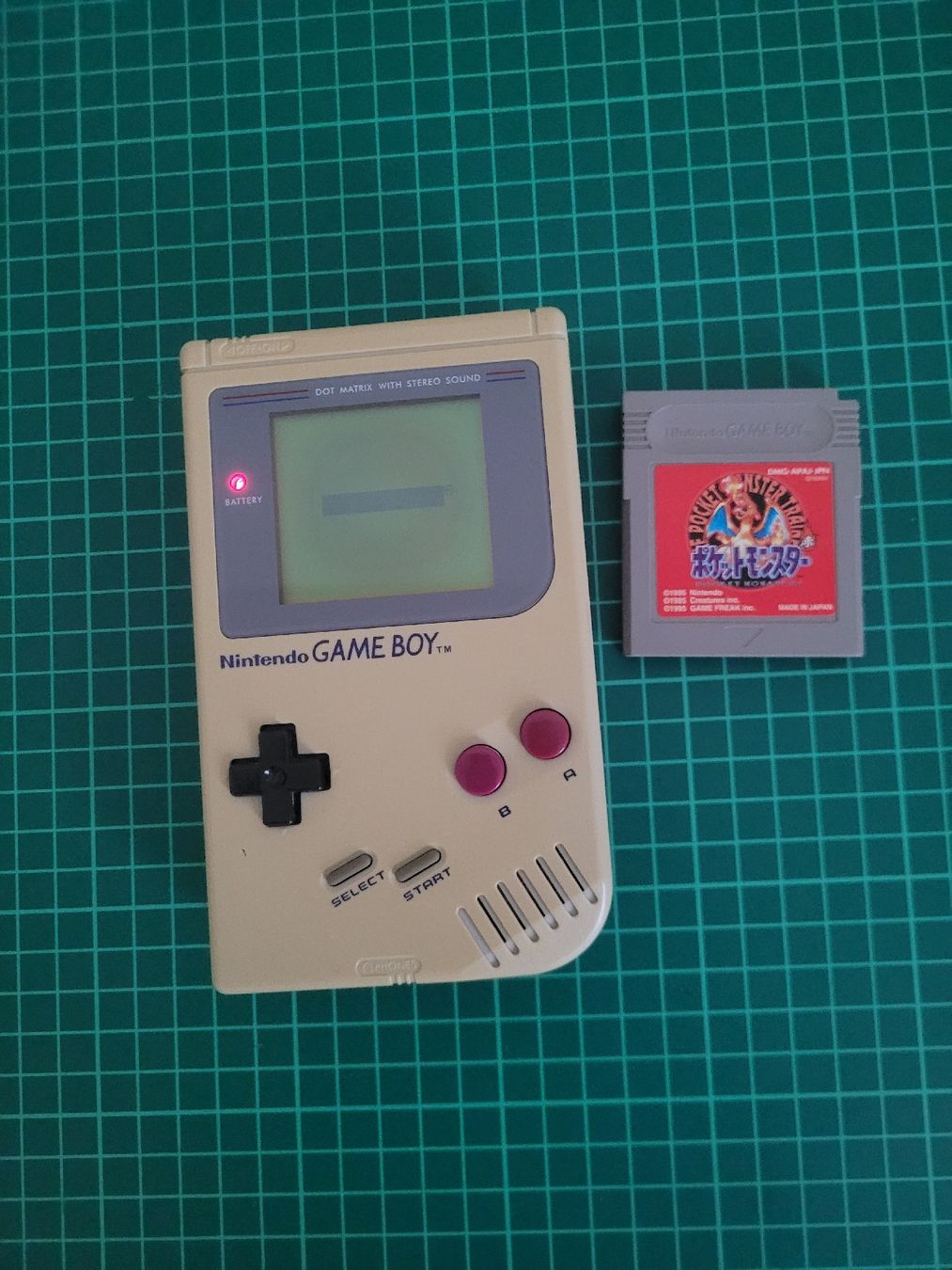 Nintendo Giochi: Classic Nintendo Game Boy + Pokémon red JPN – Usato da Meyrin venduto da Retro-GZ