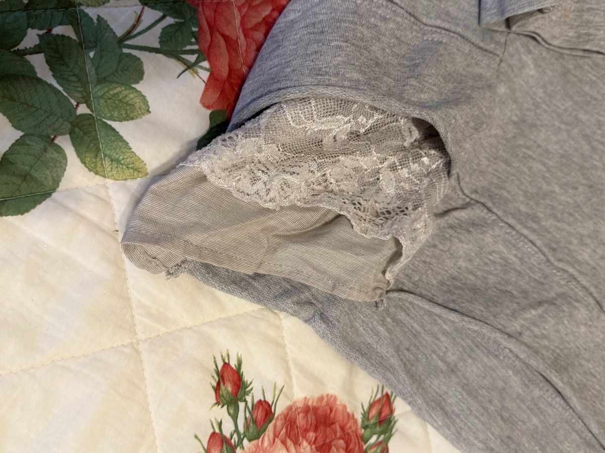 Maglioni & Felpe: Damen Langarmshirt grau mit Spitzendetails L – Usato da Locarno venduto da Ery02 1